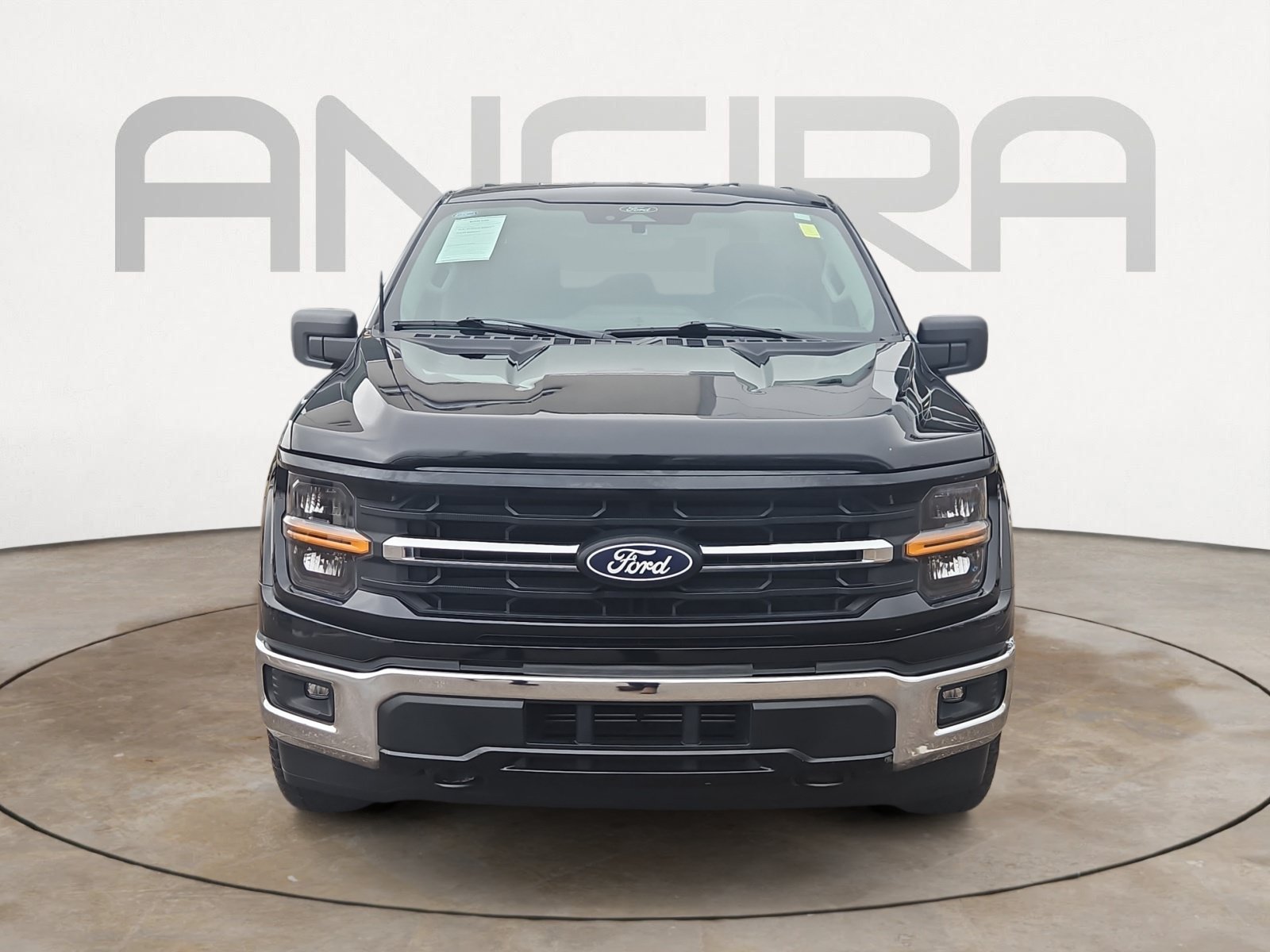 Used 2025 Black Metallic Ford XLT image 4