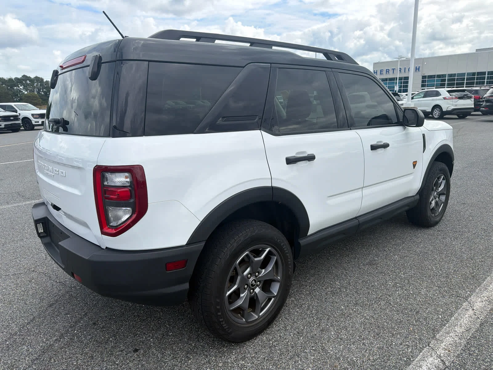 Certified Used 2023 Oxford White Ford Badlands image 2
