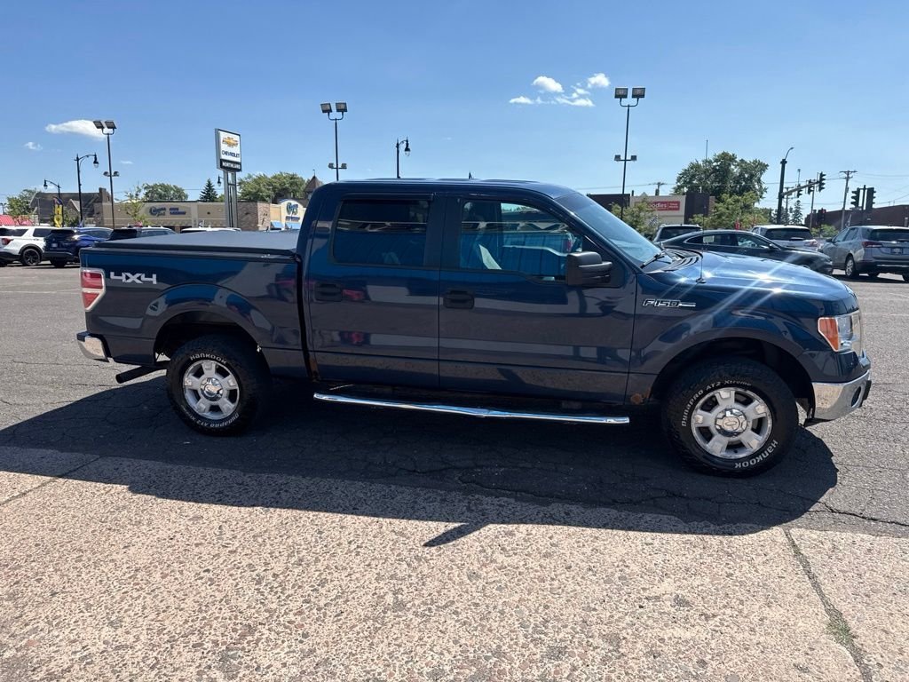 Used 2013 Blue Ford XLT image 9