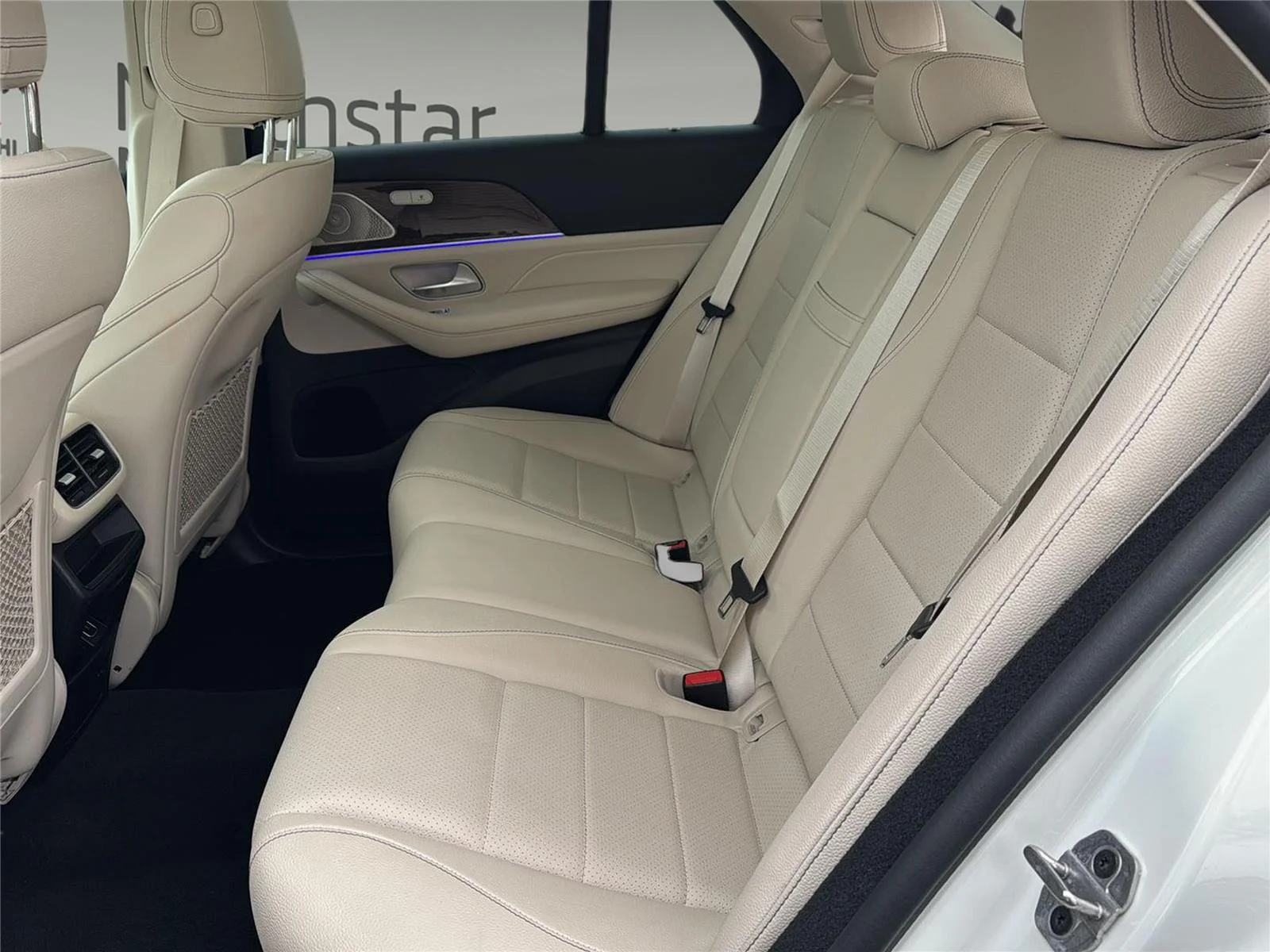 Used 2023 Polar White Mercedes-Benz GLE 450 image 27