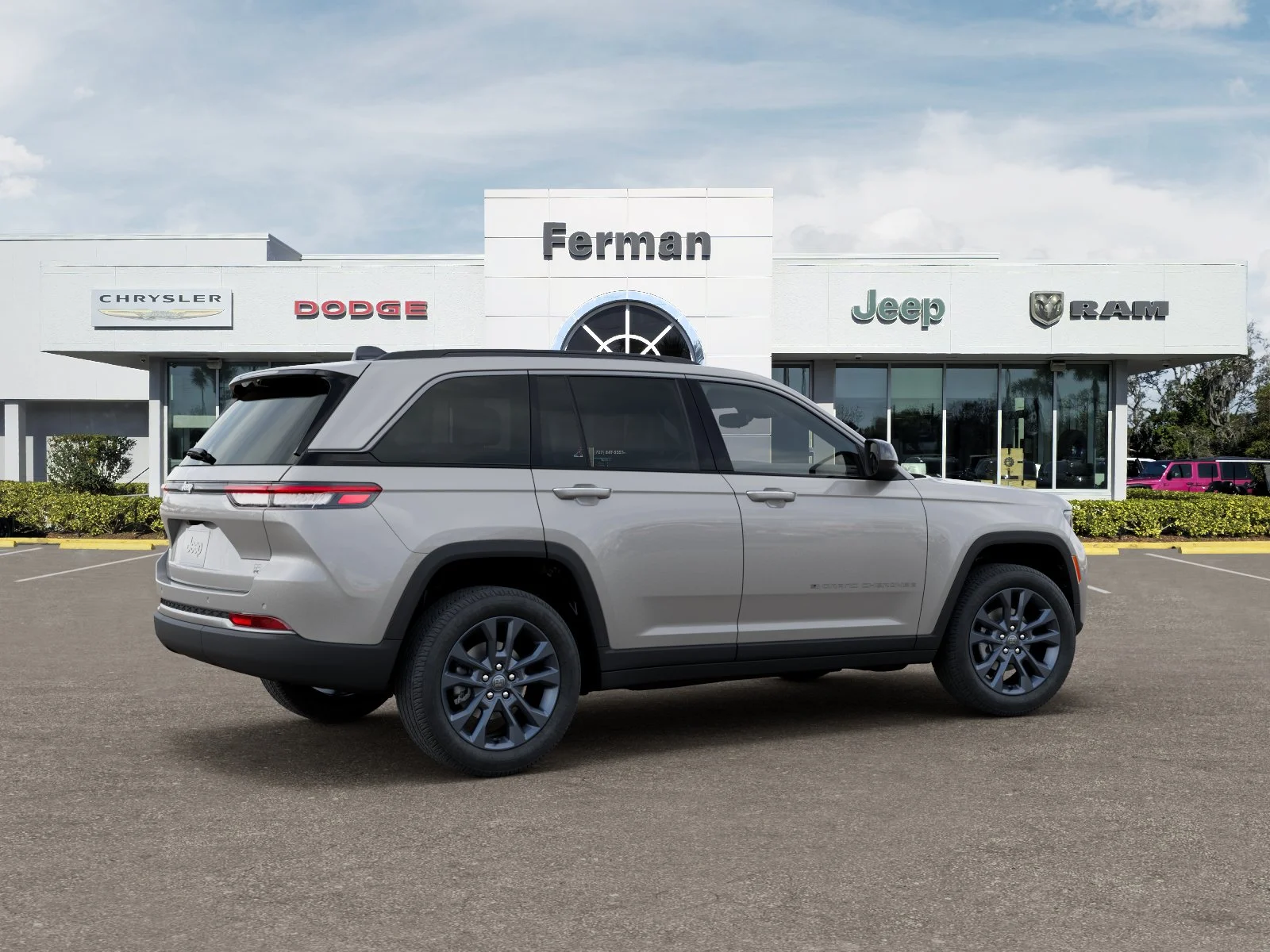 New 2026 Silver Zynith Exterior Paint Jeep  image 37