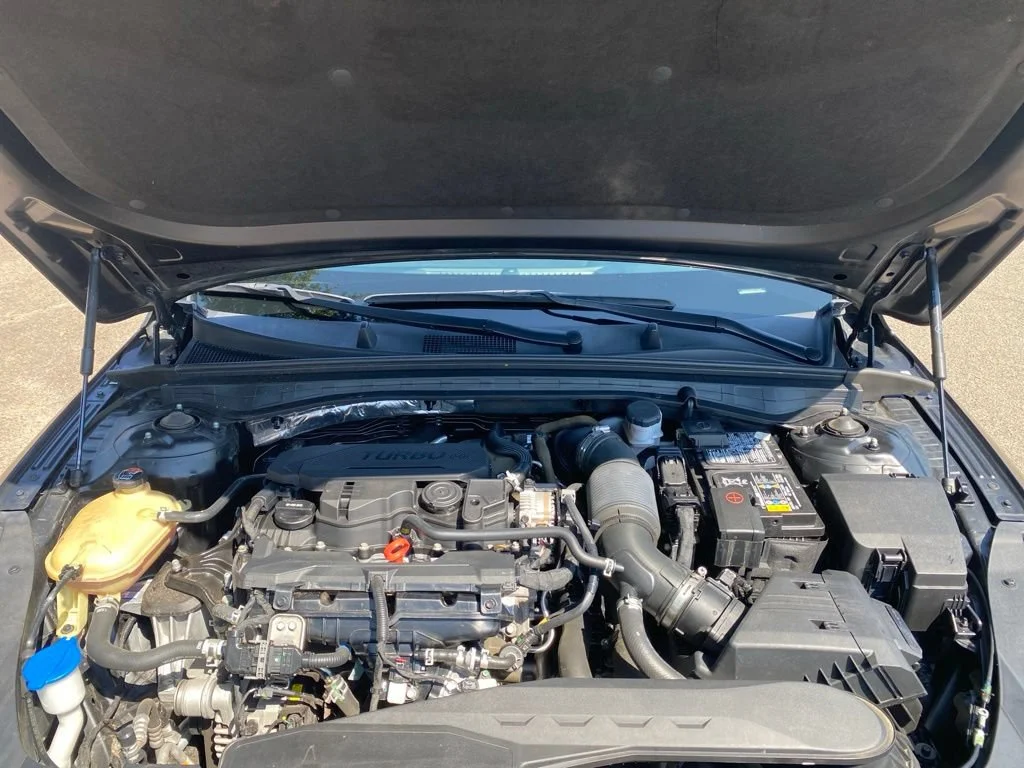 Used 2023  Kia GT-Line image 36