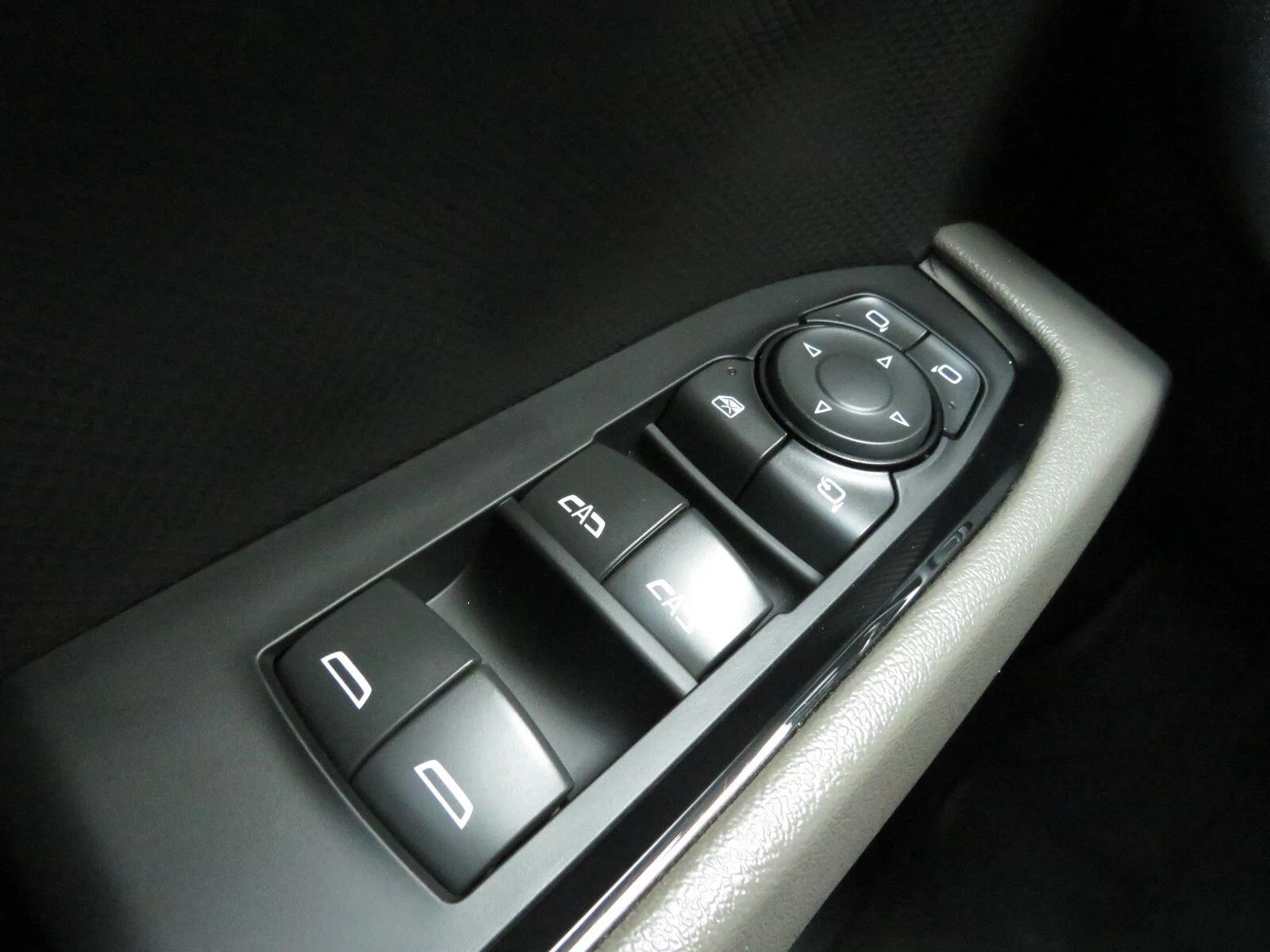 Used 2024 Slate Gray Metallic Chevrolet ZR2 image 33