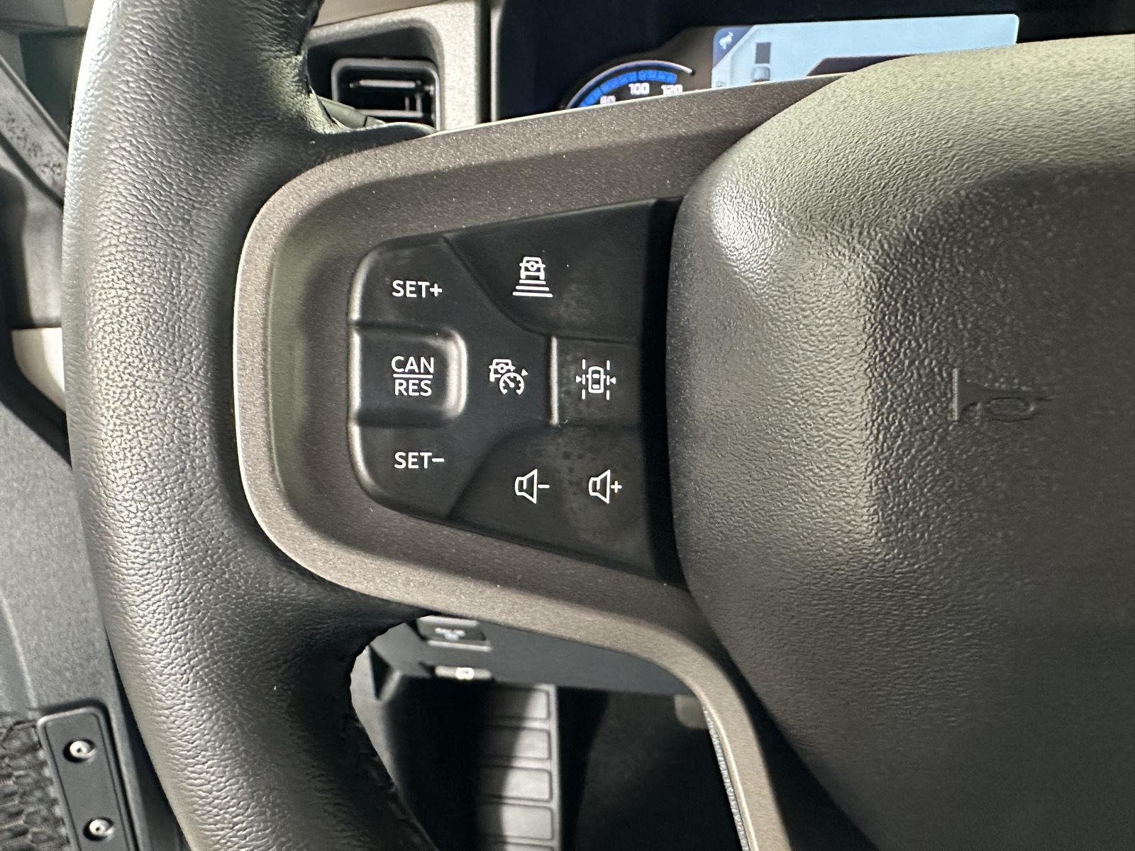 Used 2024 Iconic Silver Ford Wildtrak image 30
