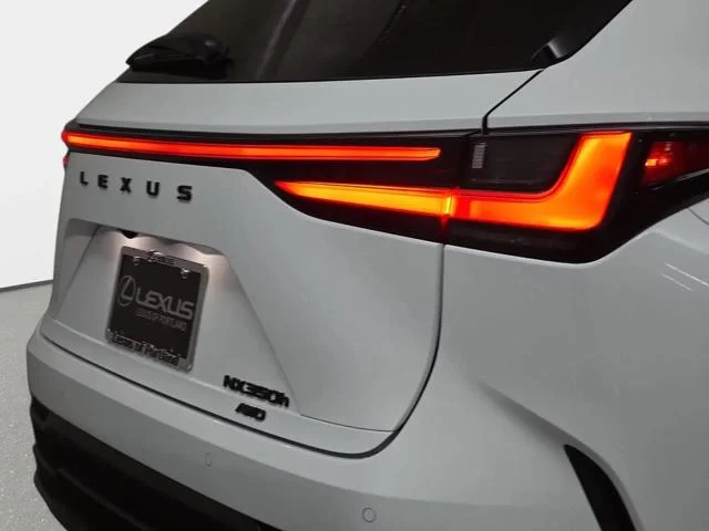 New 2026 Ultra White Lexus PREMIUM image 38