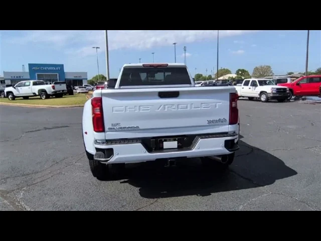 New 2026 Polar White Tricoat Chevrolet High Country DRW image 31