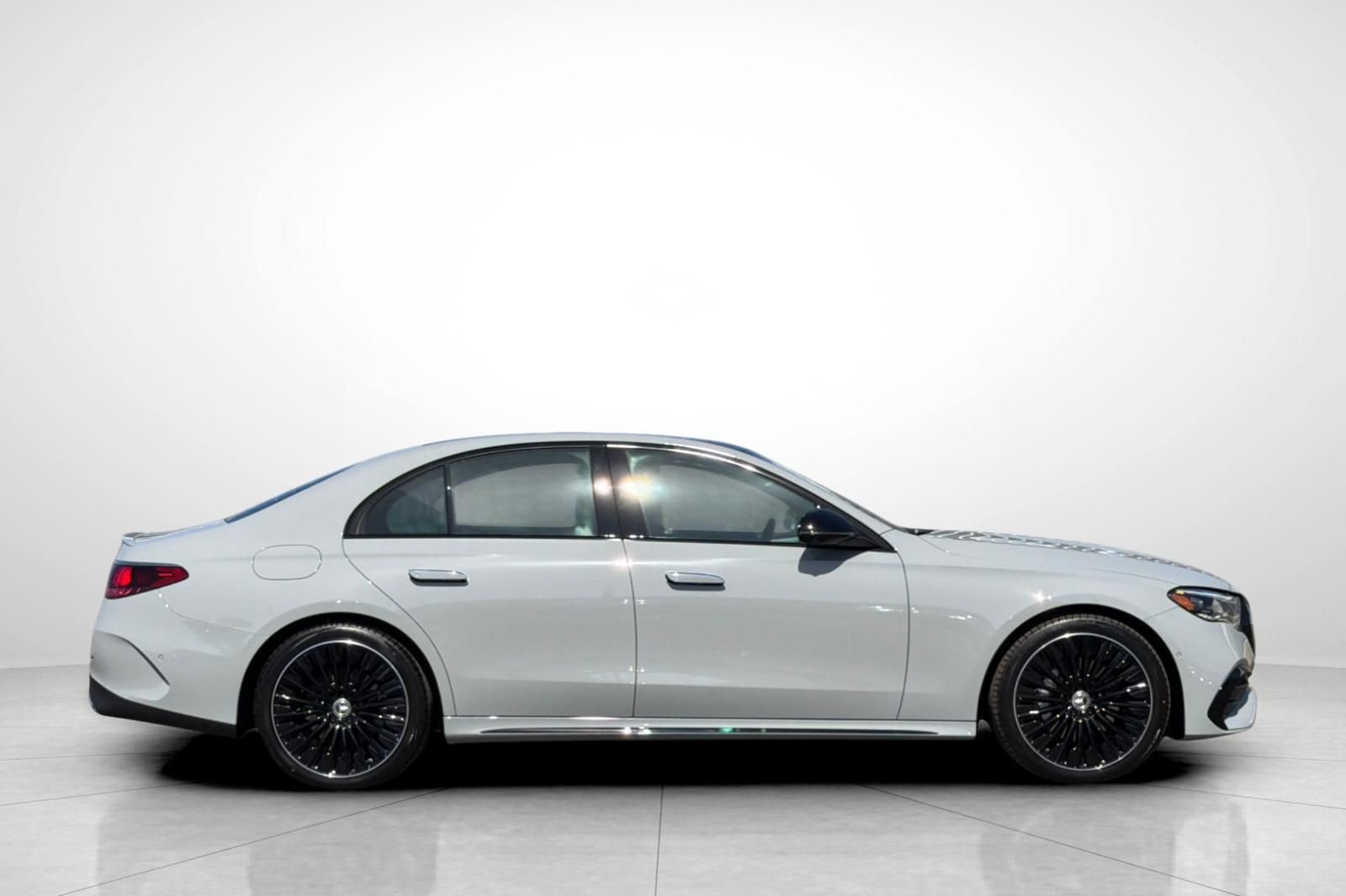New 2026 MANUFAKTUR Alpine Grey Mercedes-Benz E 350 image 34