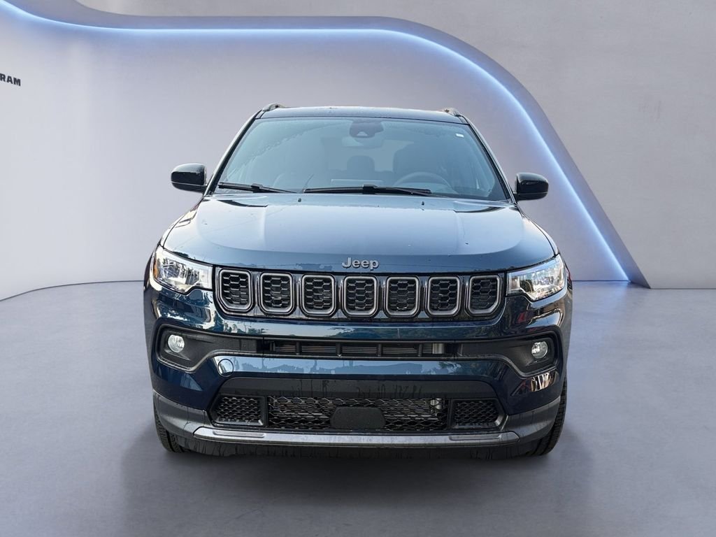 New 2026 Fathom Blue Pearl-Coat Exterior Paint Jeep Latitude image 9