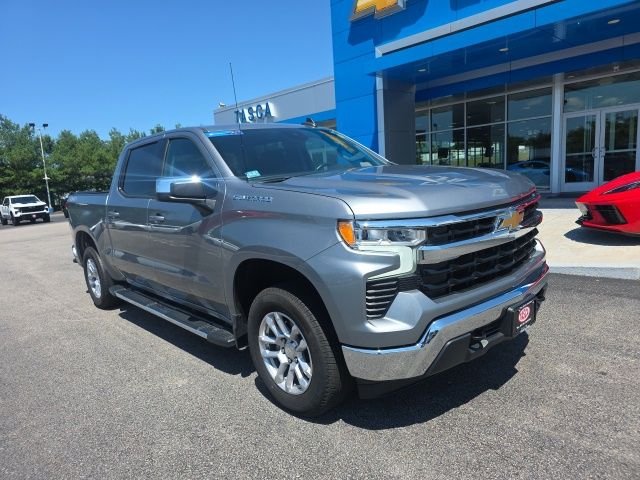 Used 2023 Gray Chevrolet LT image 1