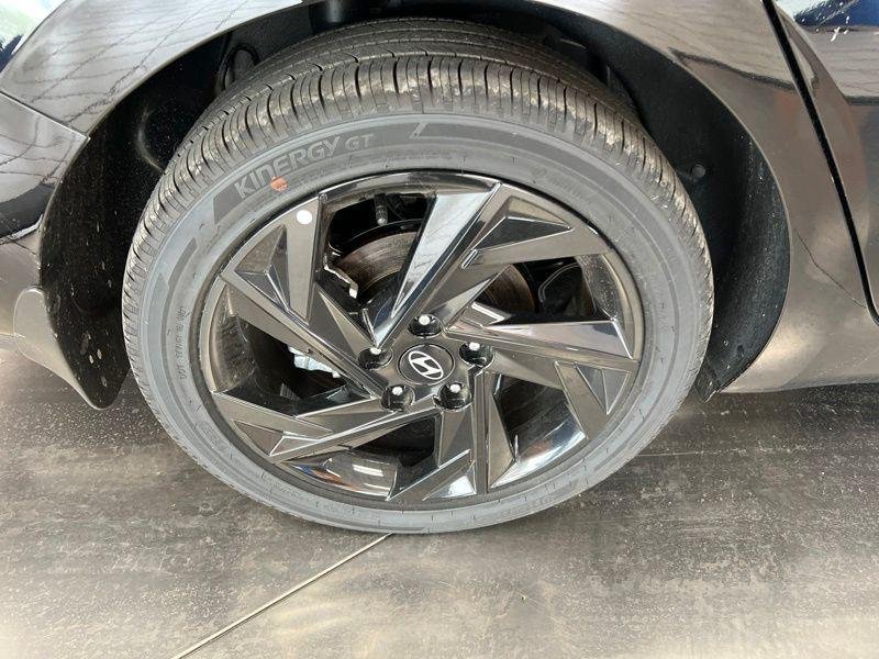 New 2026 Black Hyundai SEL Sport image 9
