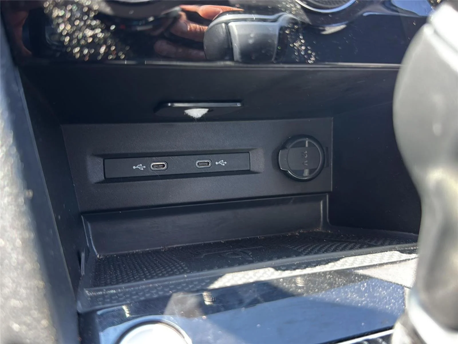 2024 Volkswagen Taos SE - Photo 19