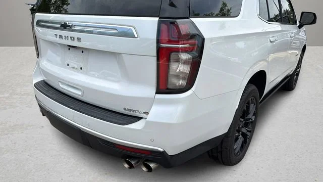 Used 2021 IRIDESCENT PEARL TRICOAT Chevrolet High Country image 38