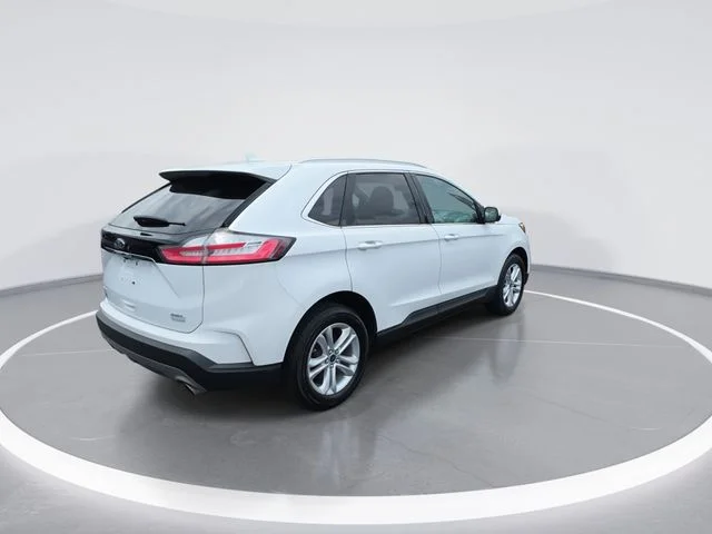 Used 2019 White Ford SEL image 8