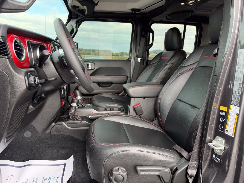 Used 2023 Gray Jeep Rubicon image 8