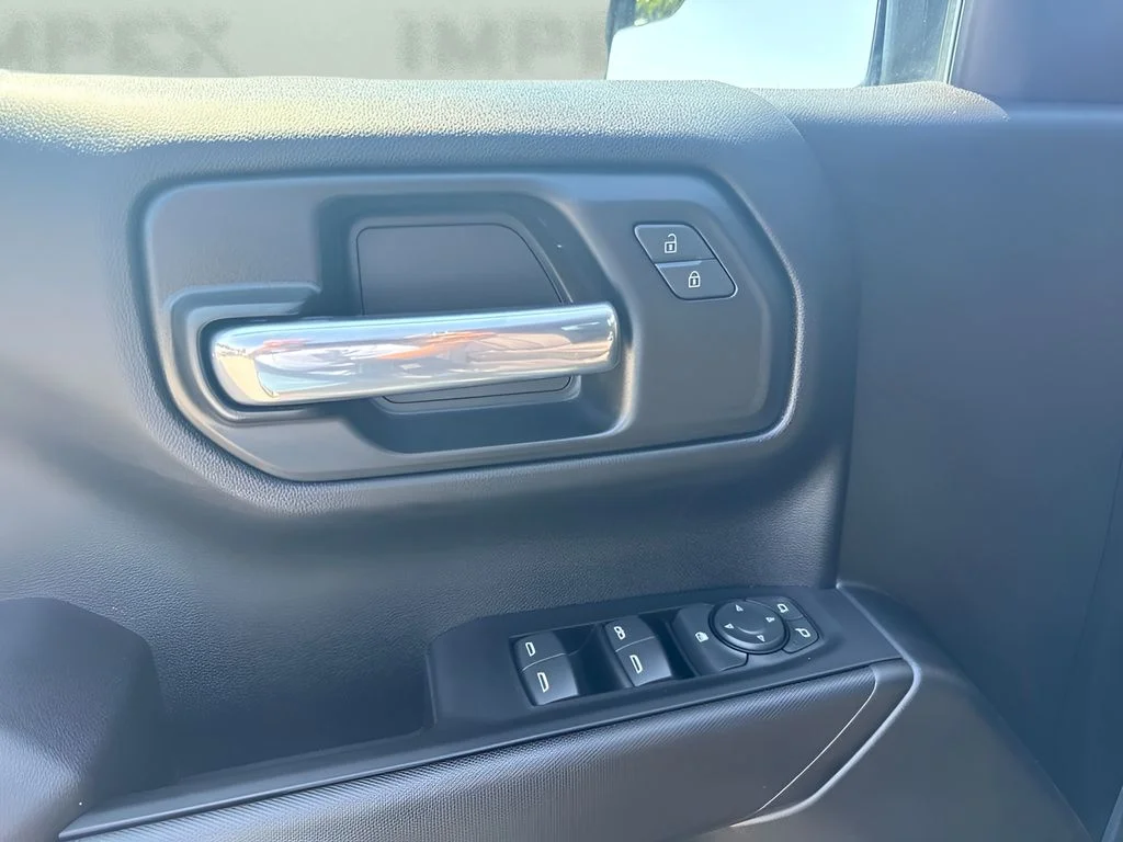 Used 2024 Black Chevrolet Custom image 16