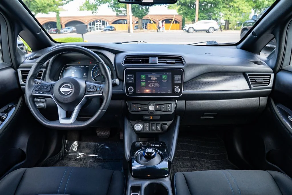 Used 2024 Gray Nissan SV Plus image 9