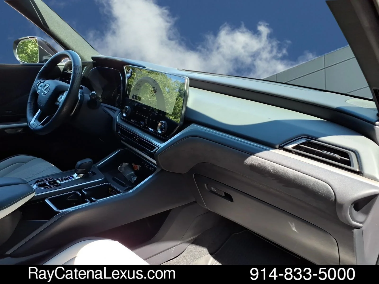 Certified Used 2025 Mica Lexus 4D Sport Utility image 20