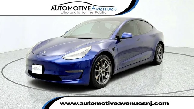 2022 Tesla Model 3 Long Range AWD *Ltd Avail* w/ Acceleration Boost