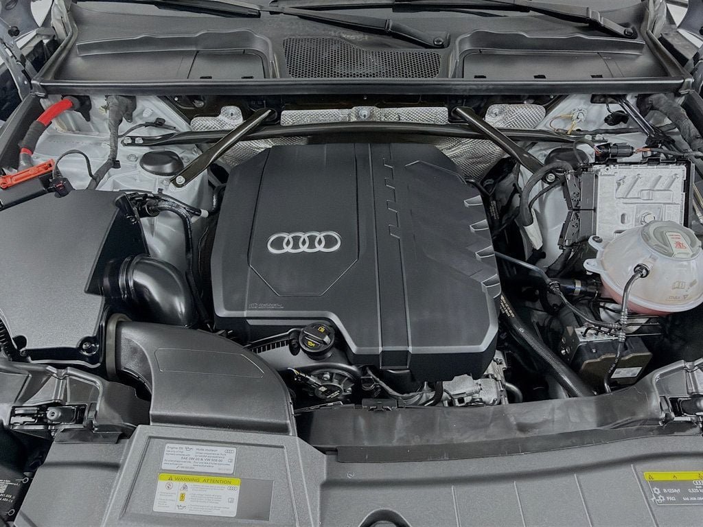 Used 2021 Florett Silver Metallic Audi Prestige 45 TFSI quattro image 32