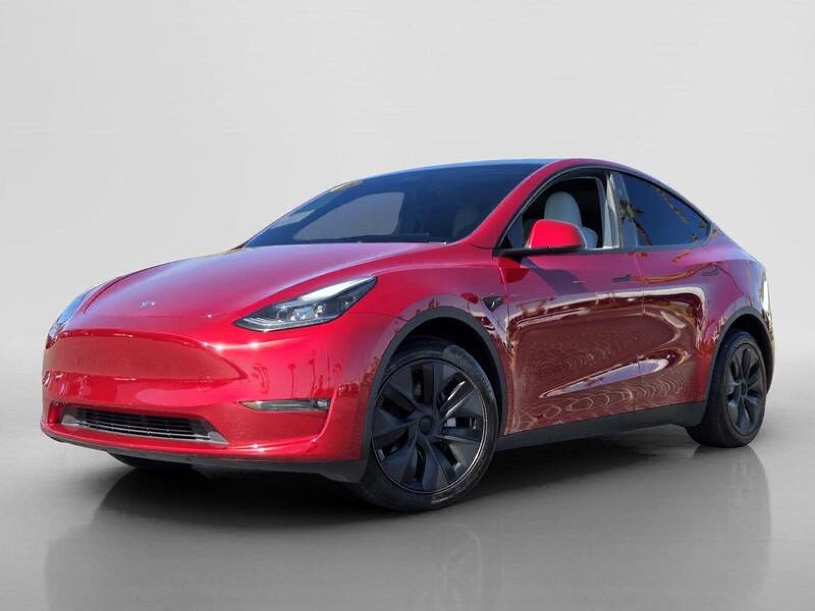 Used 2025 RED Tesla Long Range image 1