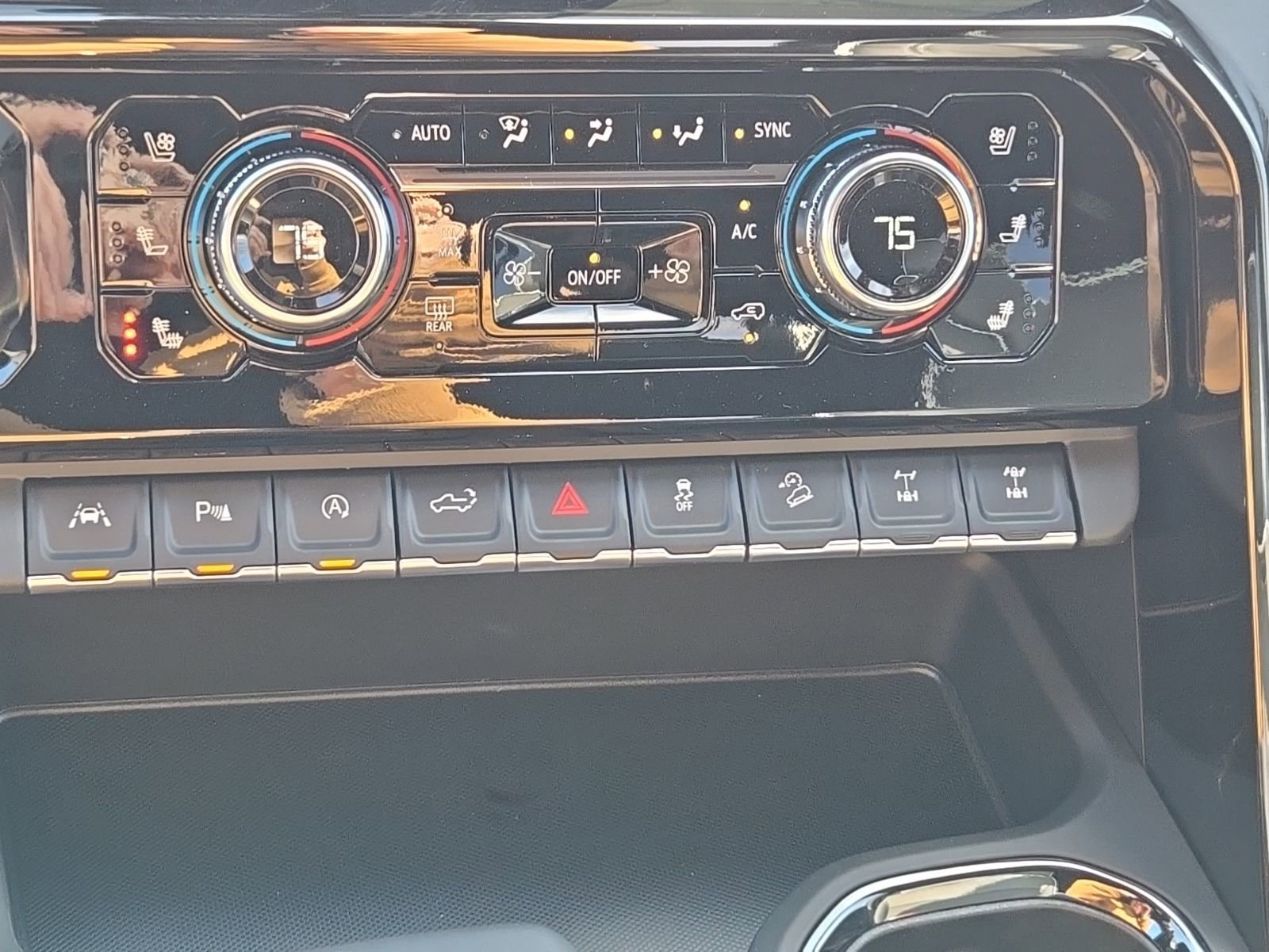 2026 GMC Sierra 1500 AT4X - Photo 46