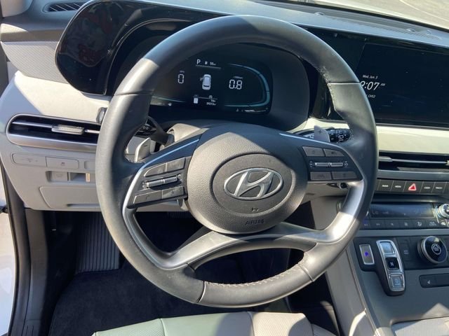Used 2024 White Hyundai SEL image 13
