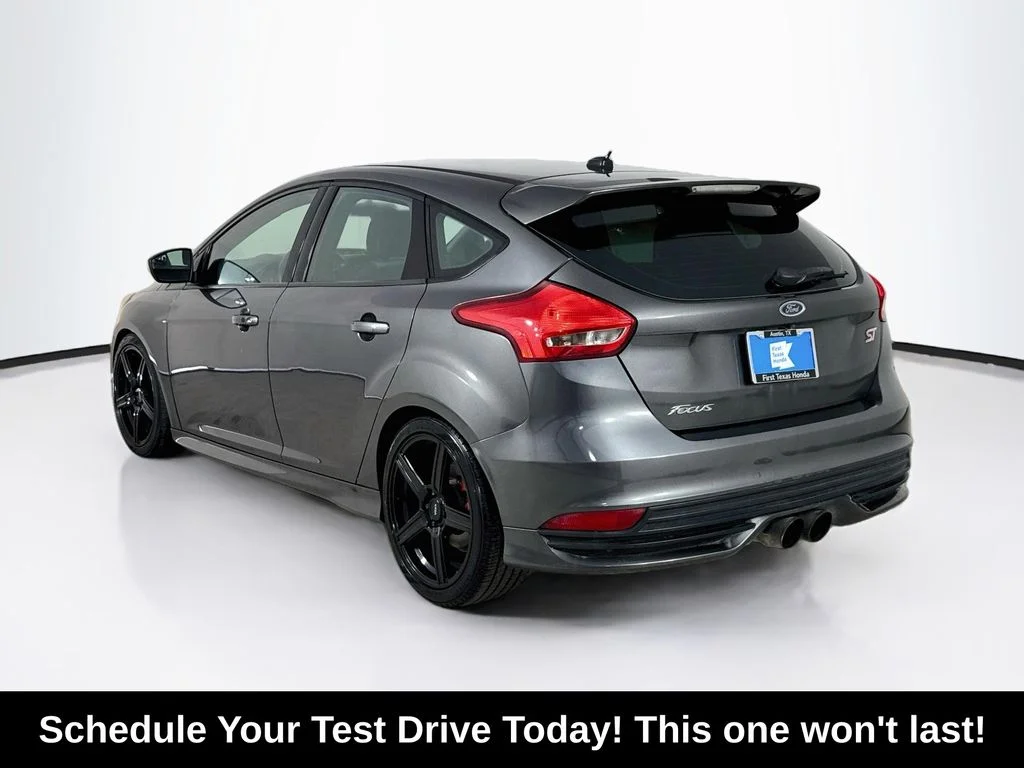 Used 2015 Magnetic Ford ST image 5