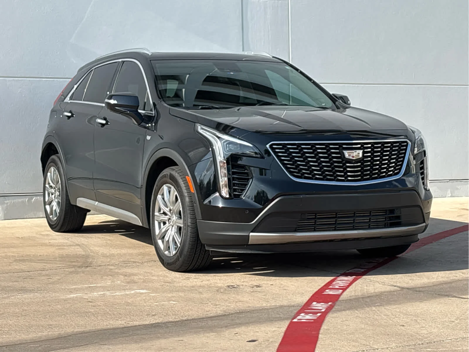 Certified Used 2023 STELLAR BLACK METALLIC Cadillac FWD Premium Luxury image 3