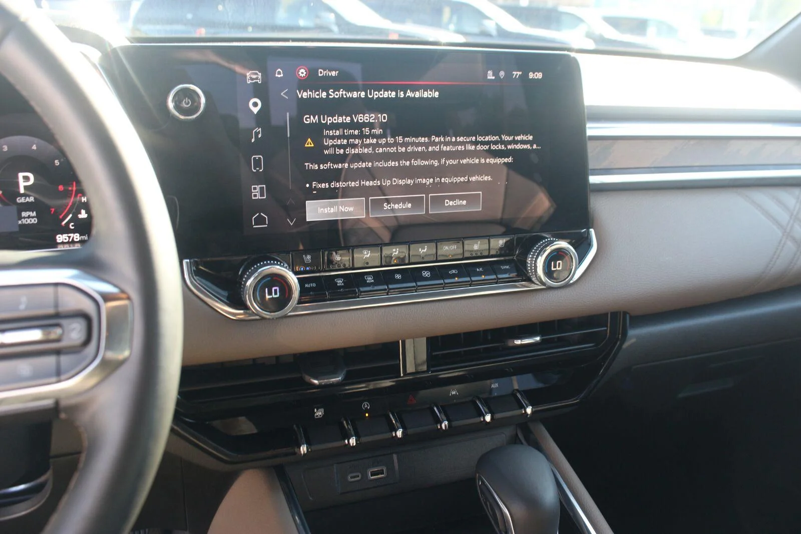Used 2024 Onyx Black GMC Denali image 21
