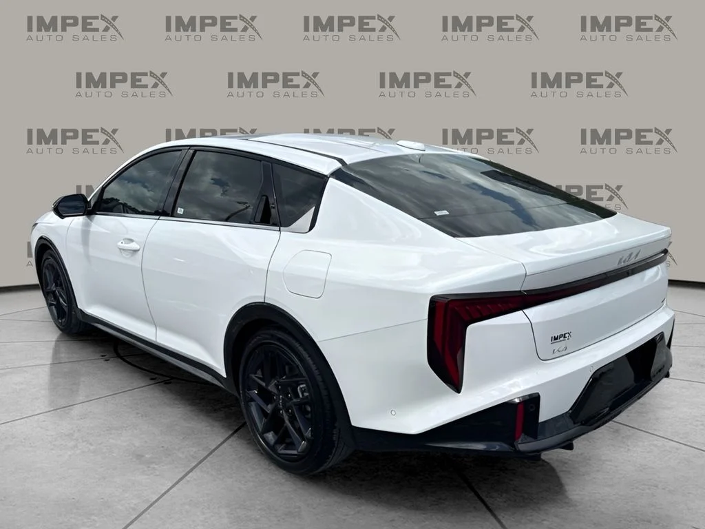 Used 2025 White Kia GT-Line Turbo image 3