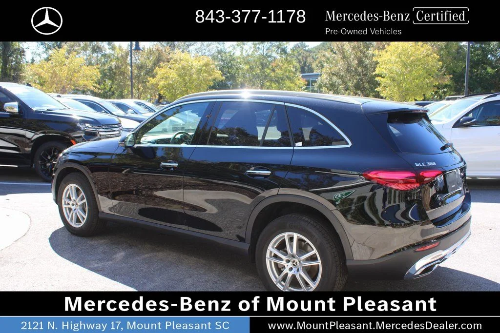 Certified Used 2025 Black Mercedes-Benz GLC 300 image 14