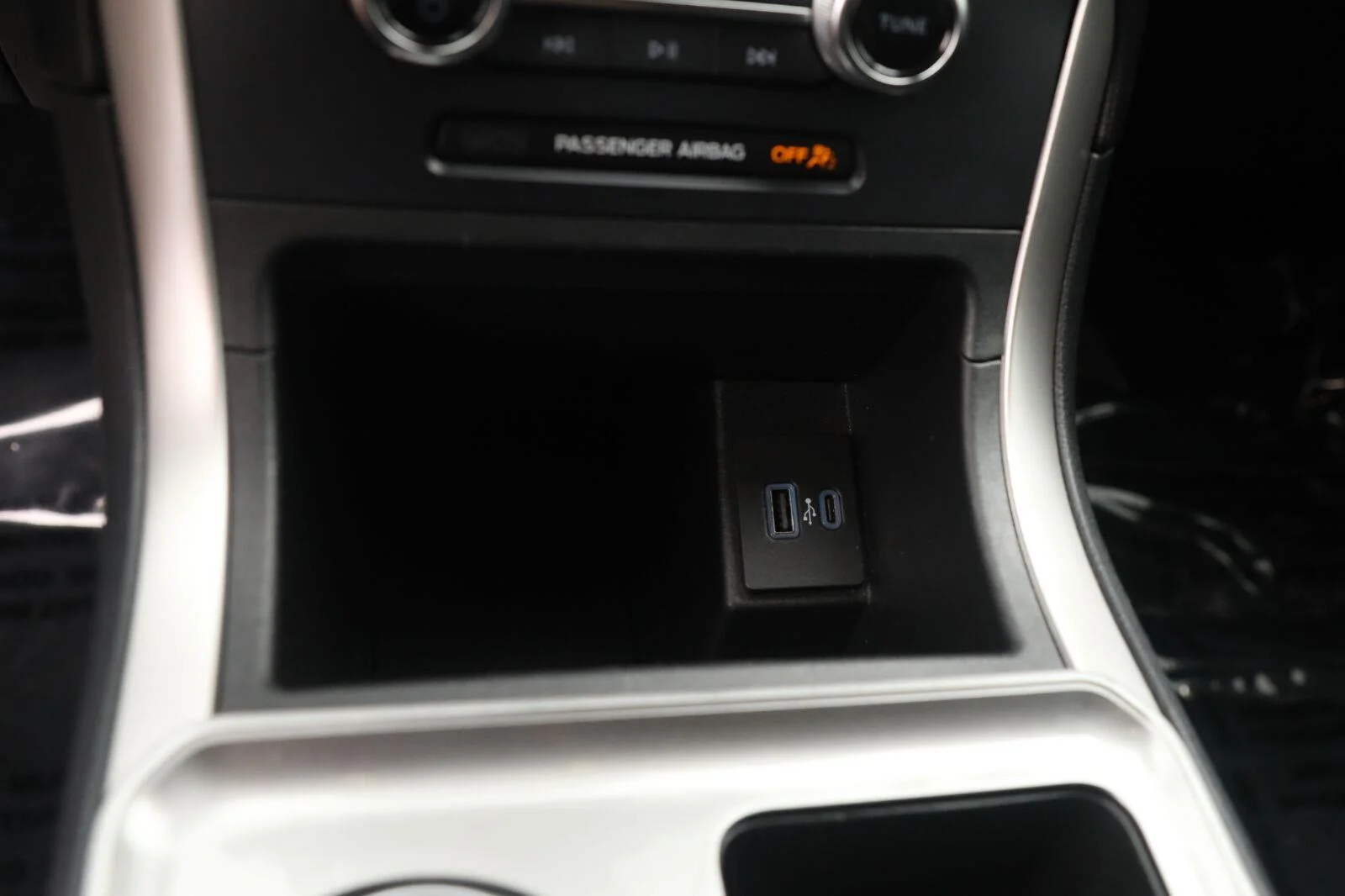 Certified Used 2024 Carbonized Gray Ford SEL image 41