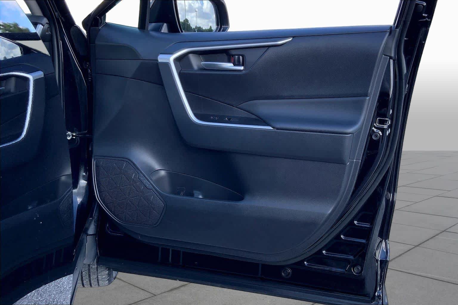 Used 2025 Midnight Black Metallic Toyota XLE image 22