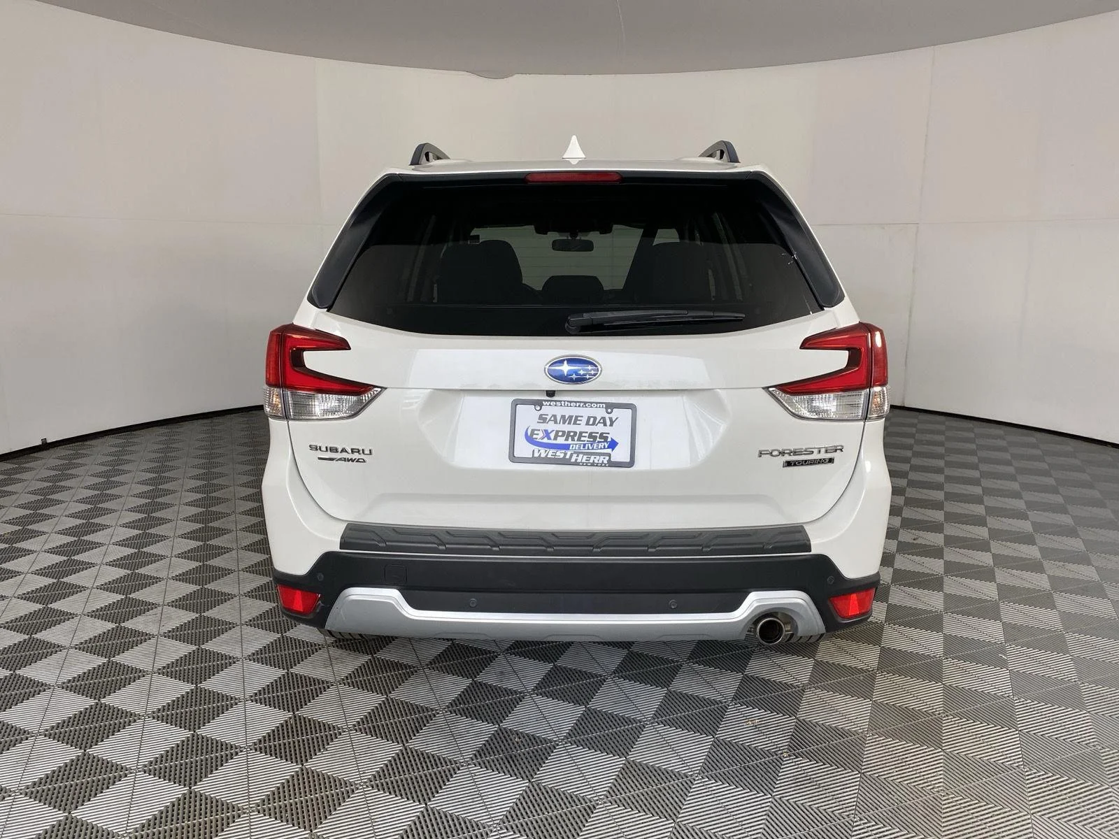 Used 2020 Crystal White Pearl Subaru Touring image 6
