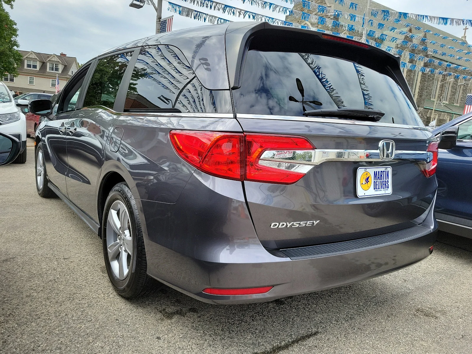 Used 2018 Modern Steel Metallic Honda EX image 6