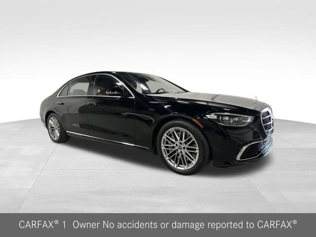 Used 2021 Black Mercedes-Benz S 580 image 2