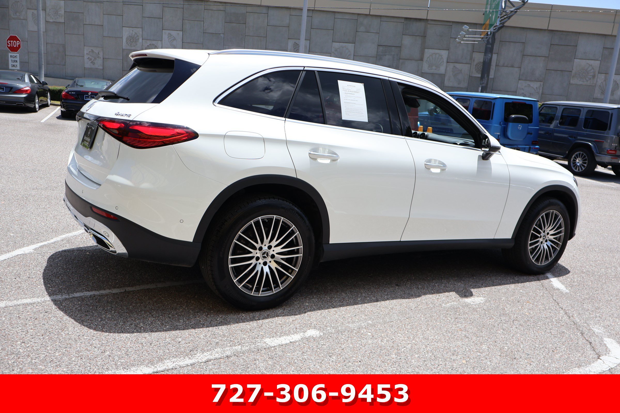 Certified Used 2025 Polar White Mercedes-Benz GLC 300 image 9