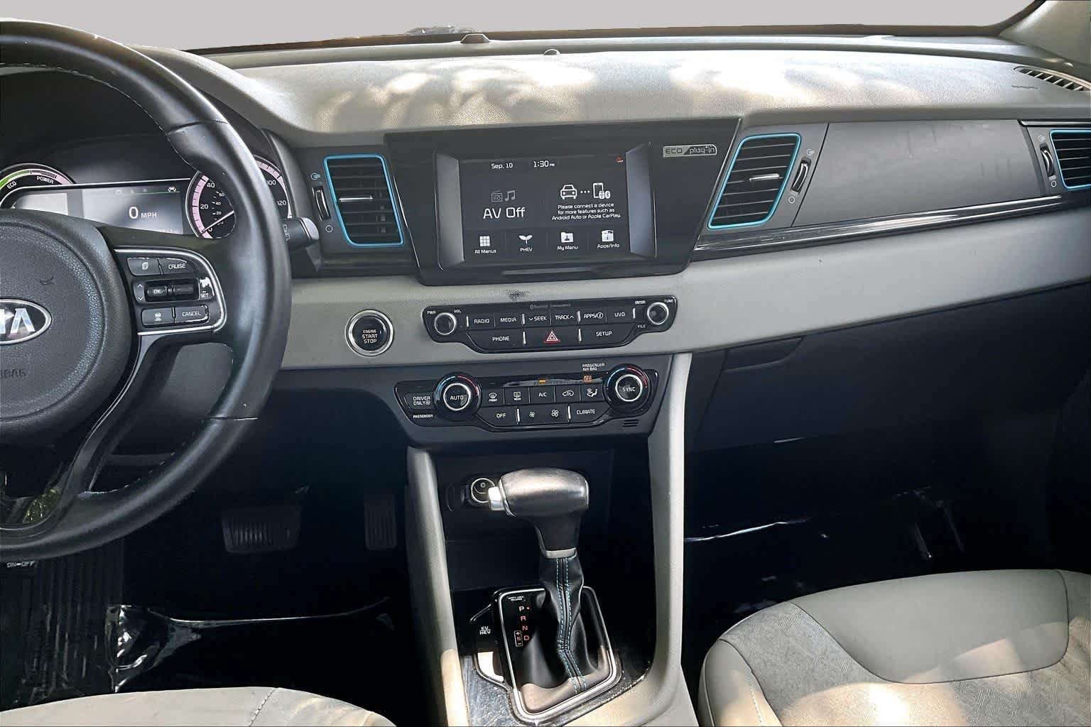 Used 2019 Platinum Graphite Kia EX image 7