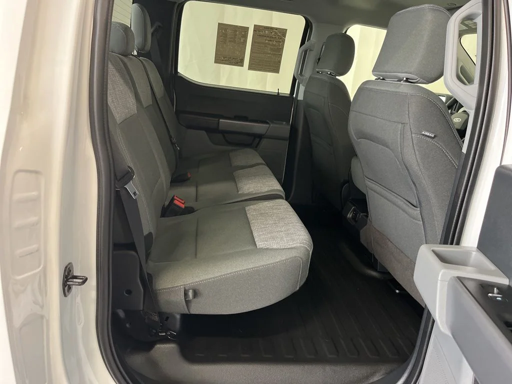 Used 2023 White Ford XL image 22