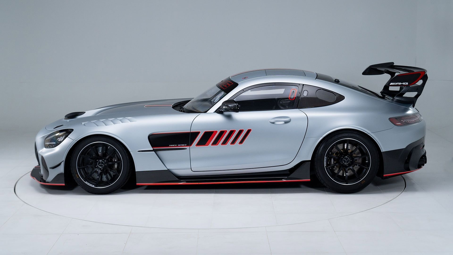 Used 2022 Designo Iridium Silver Magno Mercedes-Benz Track Series image 14