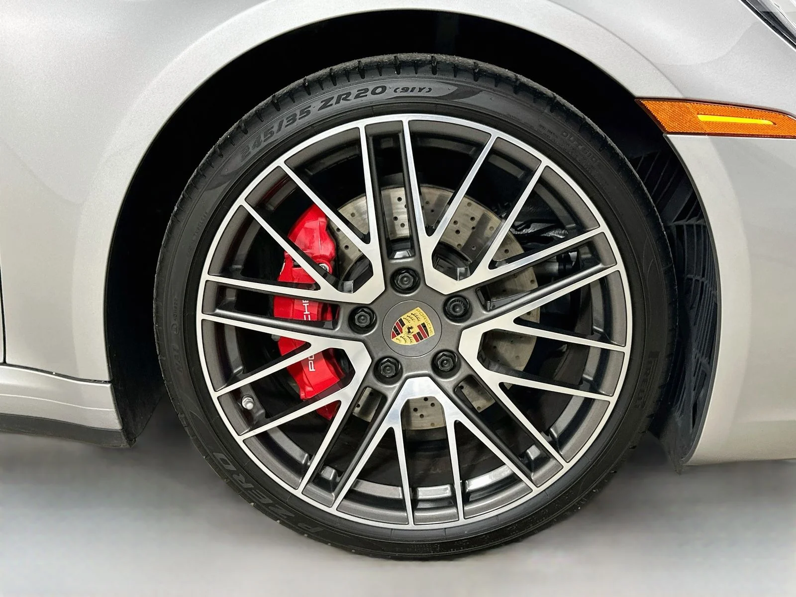 Used 2022  Porsche  image 10