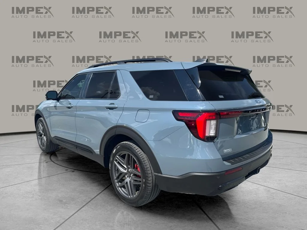 Used 2025 Blue Ford ST-Line image 3