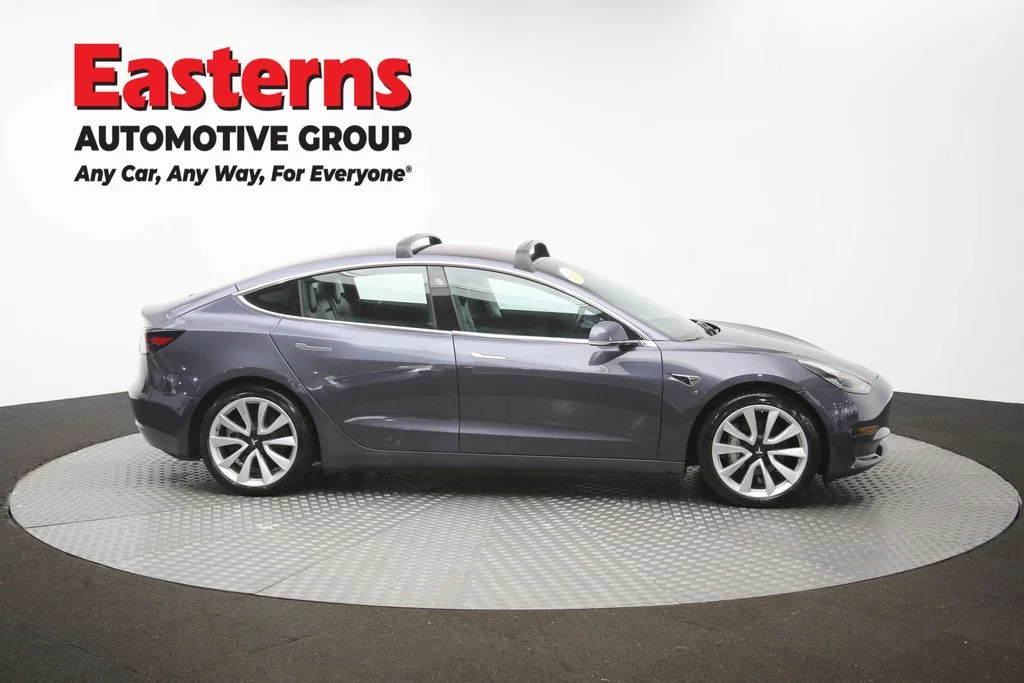 Used 2018 Gray Tesla Long Range image 39