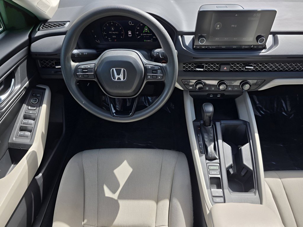 Used 2025 Radiant Red Metallic Honda SE image 33