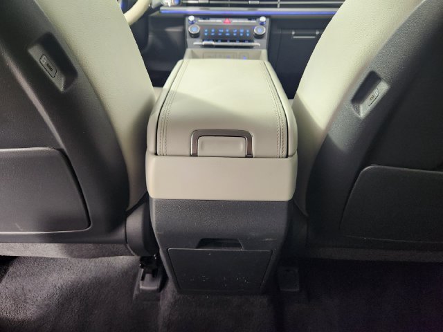 2024 Hyundai Santa Fe Limited - Photo 17