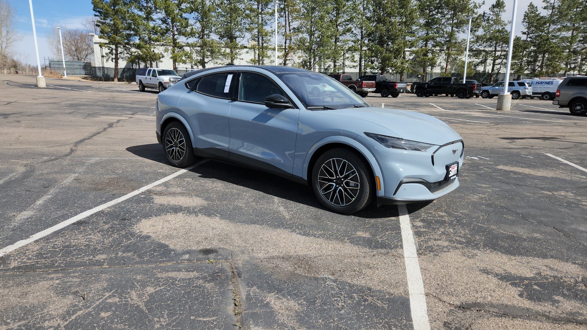 New 2026 Glacier Gray Metallic Tri-coat Ford Premium image 19
