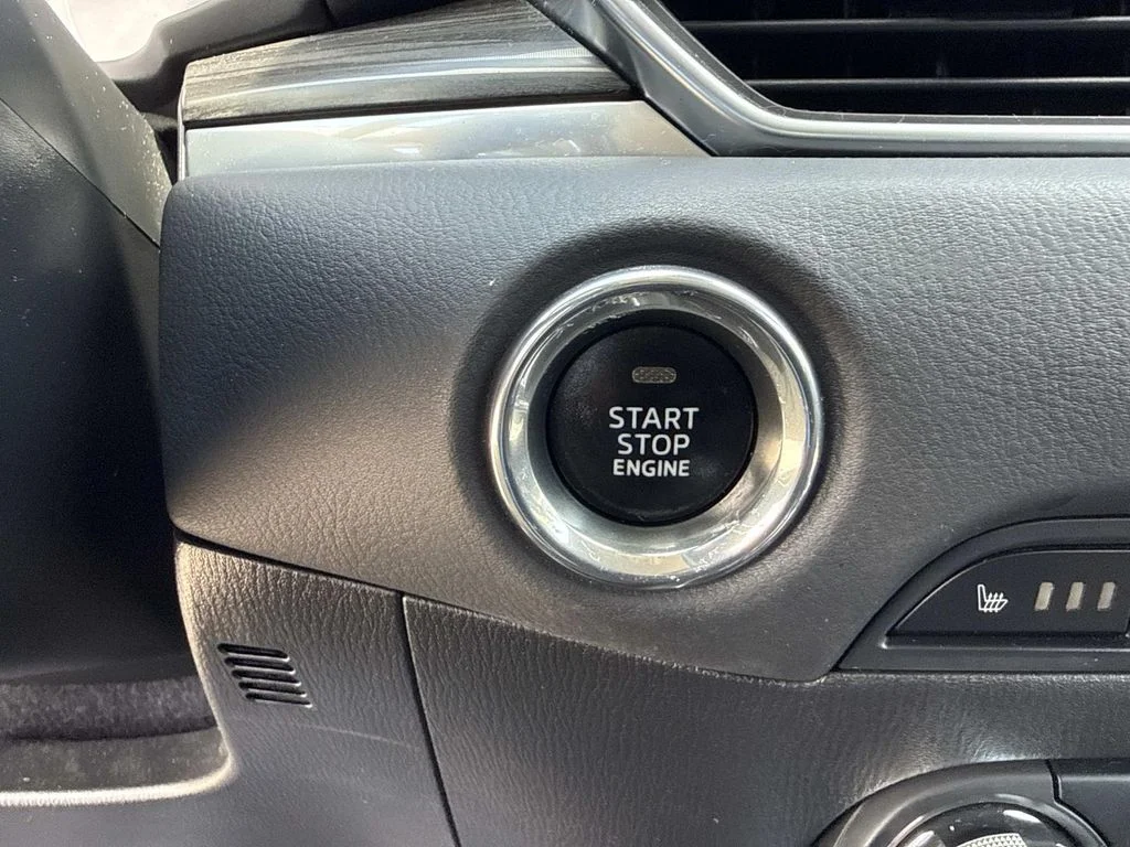 Used 2017 Gray Mazda Grand Touring image 37