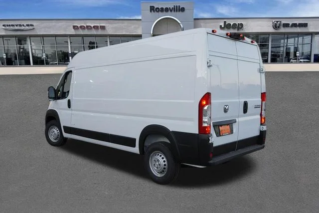 New 2026 Bright White Clear-Coat Exterior Paint RAM High Roof image 5