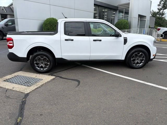 Used 2024 White Ford XLT image 8