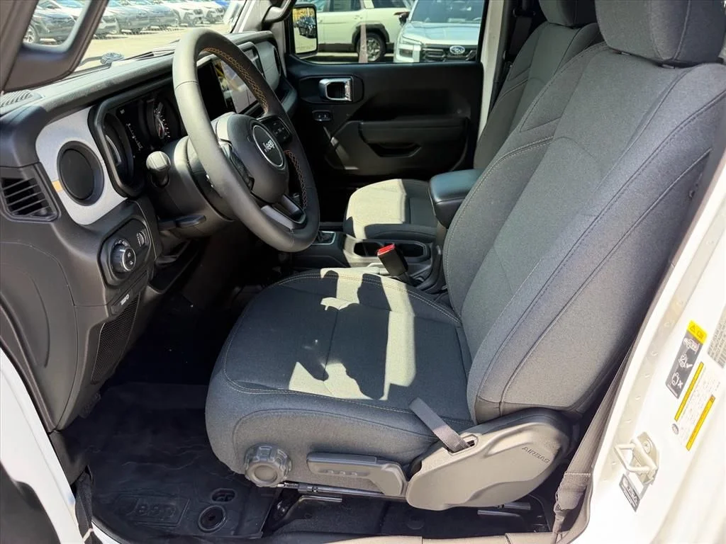 Used 2024 White Jeep Sport S image 8